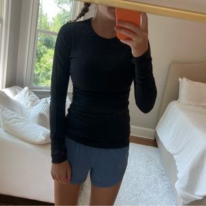 Black long sleeve lululemon top. (With thumbholes!)